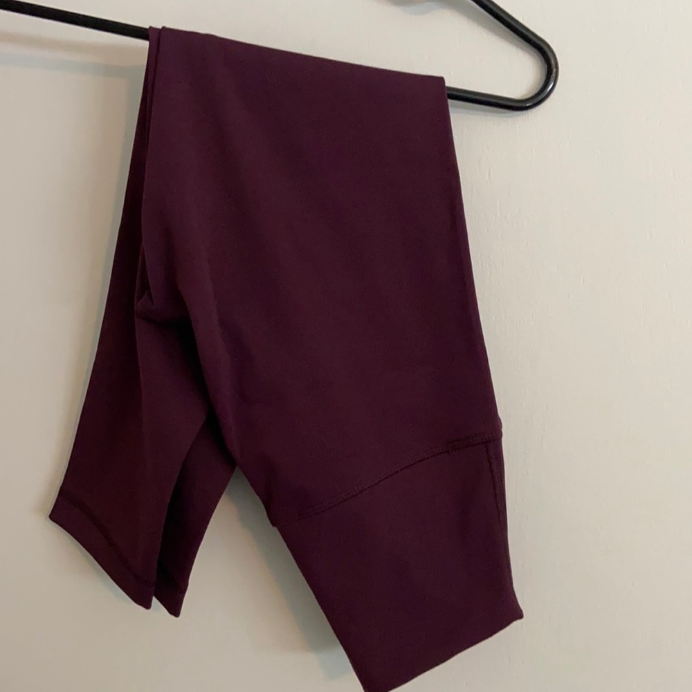 Plum leggings